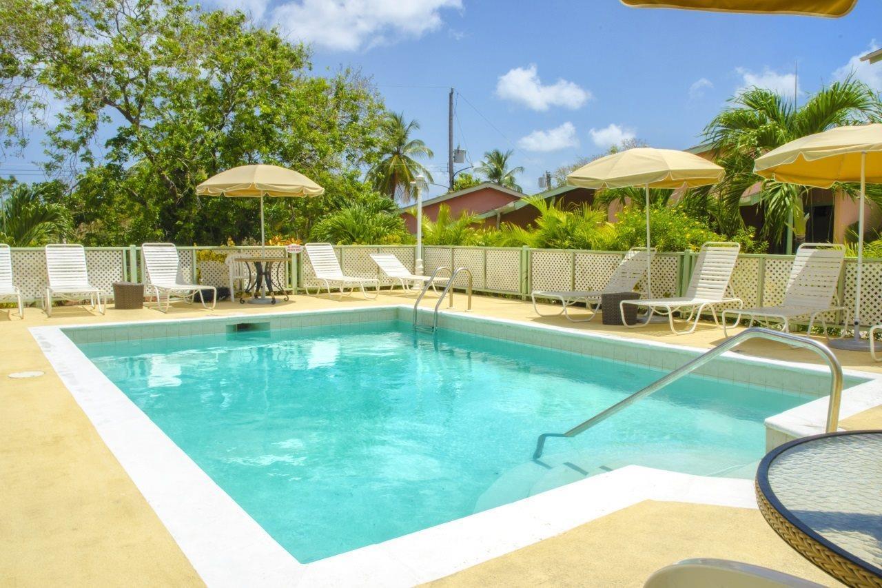 Halcyon Palm Apartment Holetown Exterior photo
