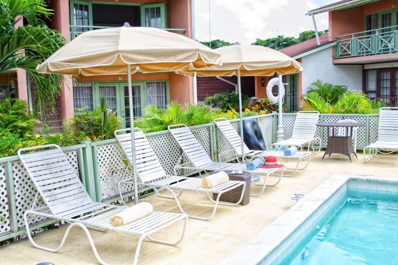 Halcyon Palm Apartment Holetown Exterior photo