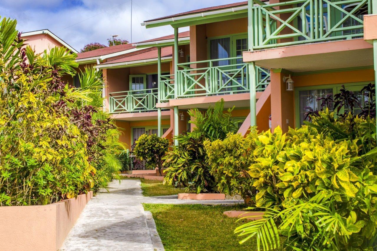 Halcyon Palm Apartment Holetown Exterior photo